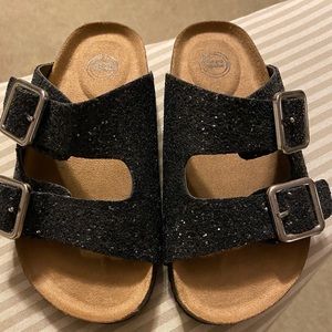 Girls sandals
